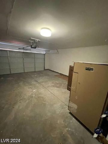 3955 Ventura Way, Las Vegas, NV 89121