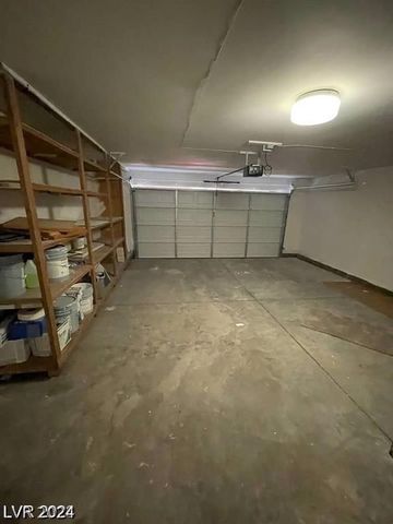 3955 Ventura Way, Las Vegas, NV 89121