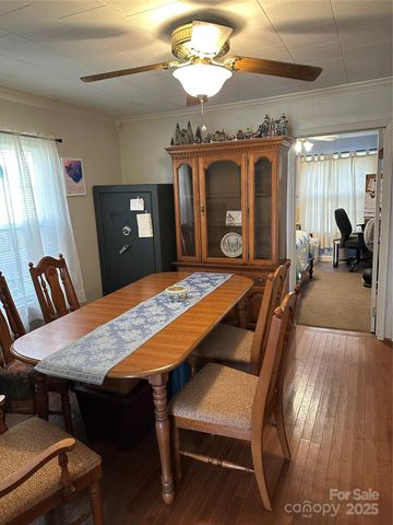 2812 Bald Mountain Road, Burnsville, NC 28714