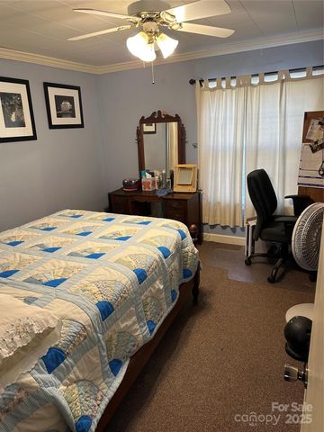 2812 Bald Mountain Road, Burnsville, NC 28714