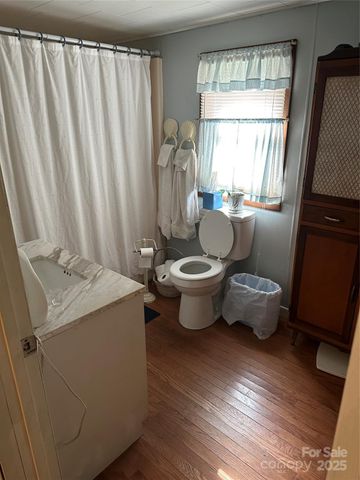 2812 Bald Mountain Road, Burnsville, NC 28714