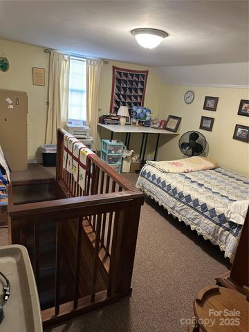 2812 Bald Mountain Road, Burnsville, NC 28714