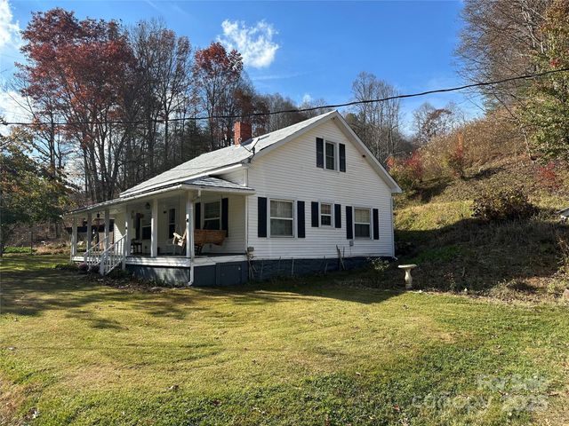 2812 Bald Mountain Road, Burnsville, NC 28714