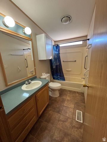 490 E 700 N, Price, UT 84501