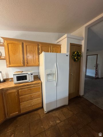 490 E 700 N, Price, UT 84501