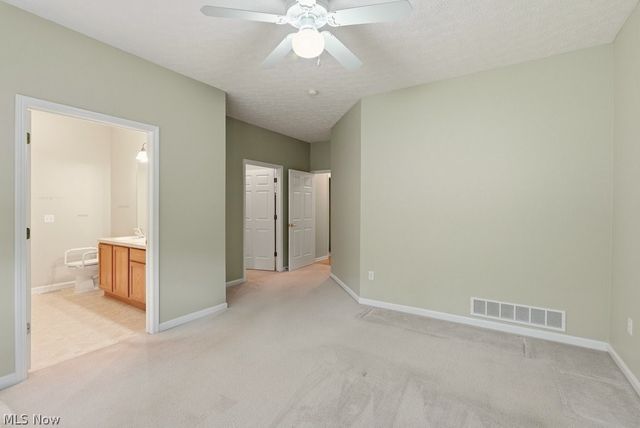 18269 River Valley Boulevard, North Royalton, OH 44133