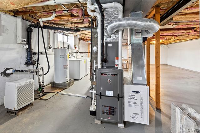 4460 Ver Plank Road, Clay, NY 13041