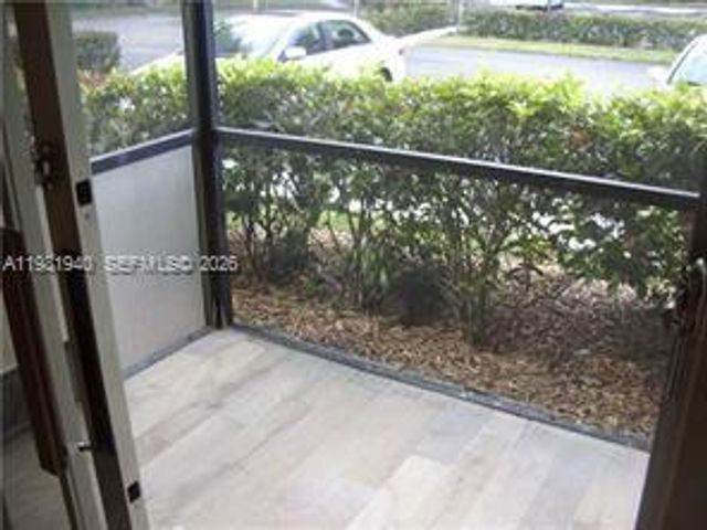 107 Gardens Dr 106, Pompano Beach, FL 33069
