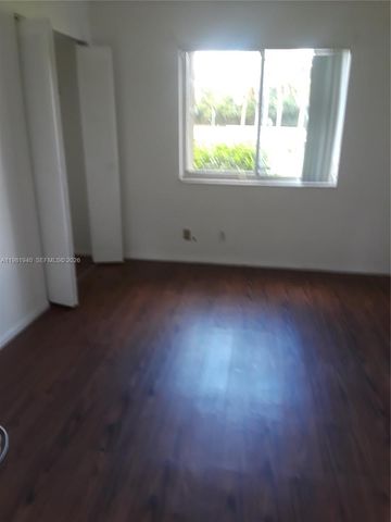 107 Gardens Dr 106, Pompano Beach, FL 33069