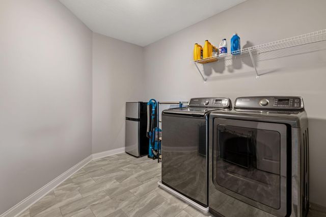1405 Sand Dome Way, Plain City, OH 43064