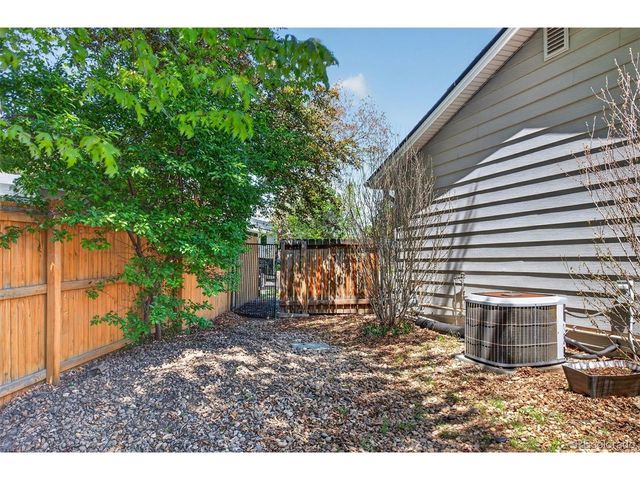 7488 S Teller St, Littleton, CO 80128