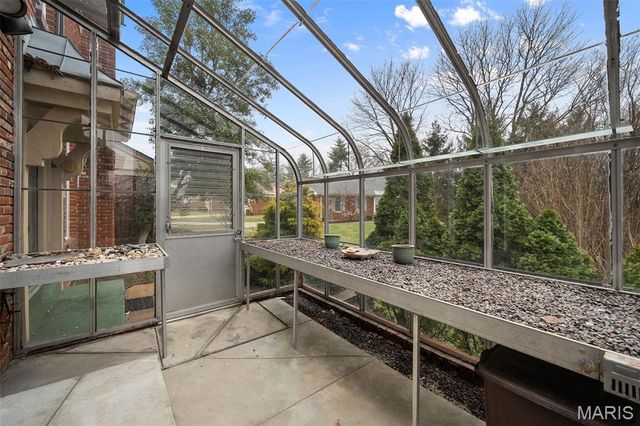 330 Morristown Court, Chesterfield, MO 63017