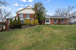 330 Morristown Court, Chesterfield, MO 63017