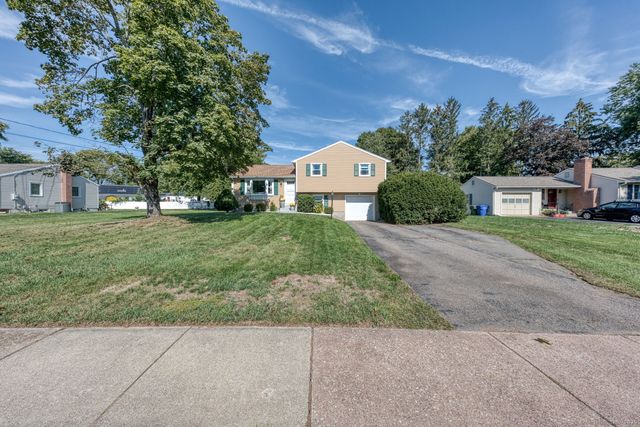 49 Lancaster Road, Glastonbury, CT 06033