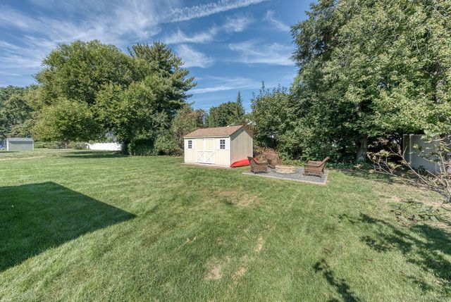49 Lancaster Road, Glastonbury, CT 06033