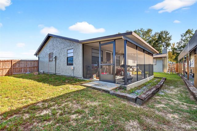 980 SILVER ROAD, Ocala, FL 34472