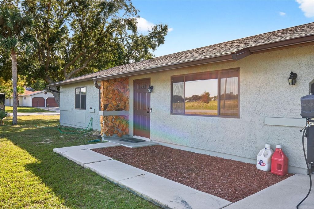 980 SILVER ROAD, Ocala, FL 34472