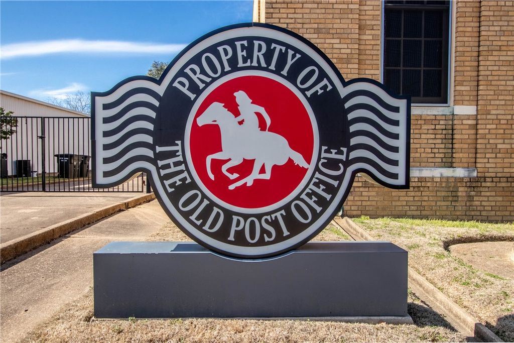 102 West Fox Street, Caldwell, TX 77836 — photo 4