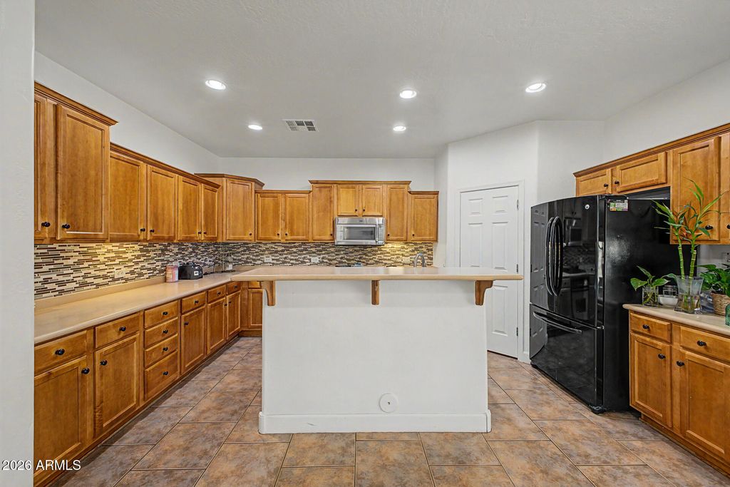 Image 20 of property listing at 133 N 109TH Drive, Avondale, AZ 85323