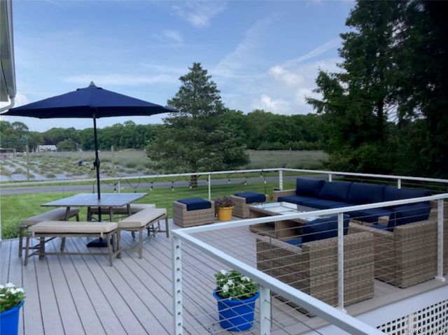 930 Cedar Lane, East Marion, NY 11939