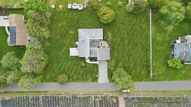 930 Cedar Lane, East Marion, NY 11939