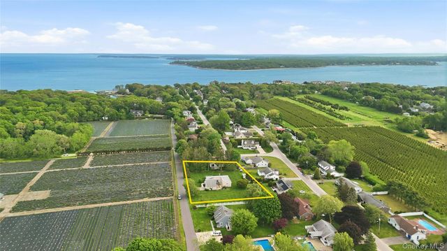 930 Cedar Lane, East Marion, NY 11939