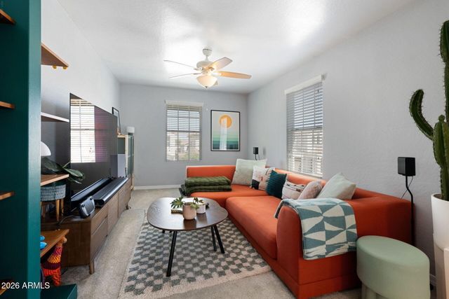 735 E GARY Lane, Phoenix, AZ 85042