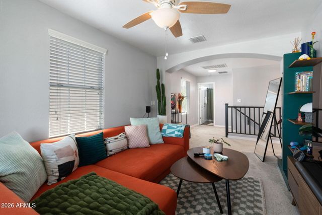 735 E GARY Lane, Phoenix, AZ 85042