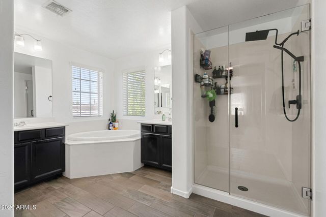 735 E GARY Lane, Phoenix, AZ 85042