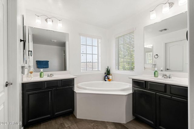 735 E GARY Lane, Phoenix, AZ 85042