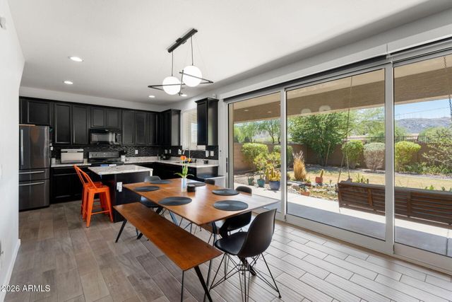 735 E GARY Lane, Phoenix, AZ 85042