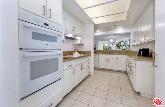 2930 Neilson Way 406, Santa Monica, CA 90405