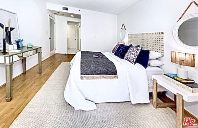 2930 Neilson Way 406, Santa Monica, CA 90405