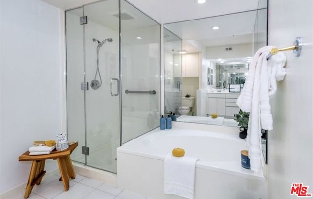 2930 Neilson Way 406, Santa Monica, CA 90405