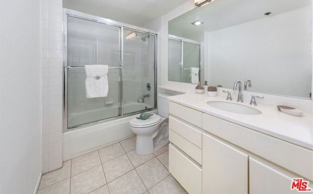 2930 Neilson Way 406, Santa Monica, CA 90405