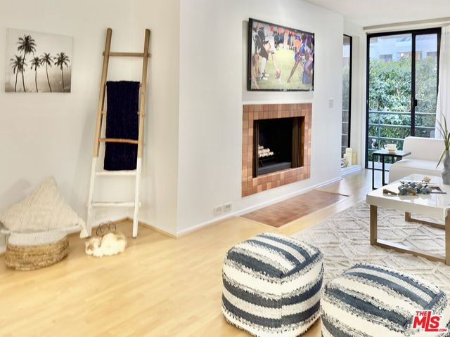 2930 Neilson Way 406, Santa Monica, CA 90405