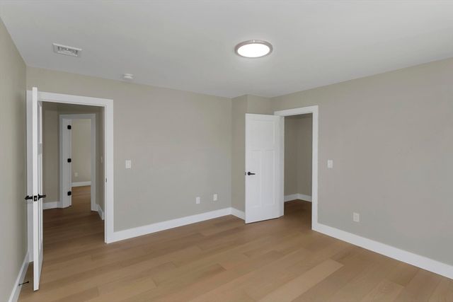 93 Sheep Pasture Rd, Southwick, MA 01077
