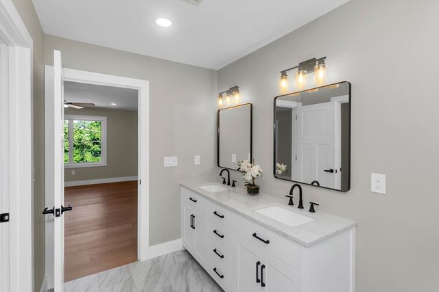 93 Sheep Pasture Rd, Southwick, MA 01077