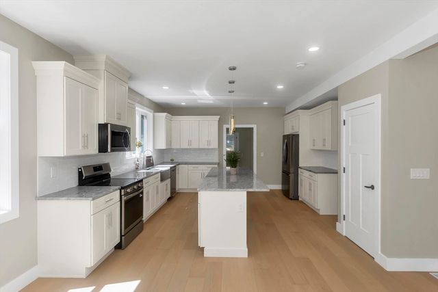 93 Sheep Pasture Rd, Southwick, MA 01077