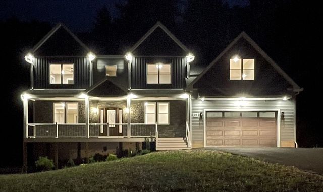 93 Sheep Pasture Rd, Southwick, MA 01077