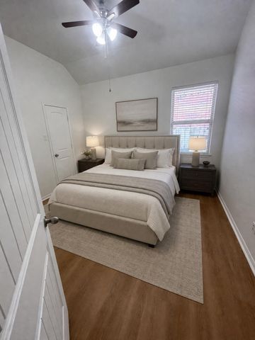 129 Autumn Forest Lane, Conroe, TX 77384