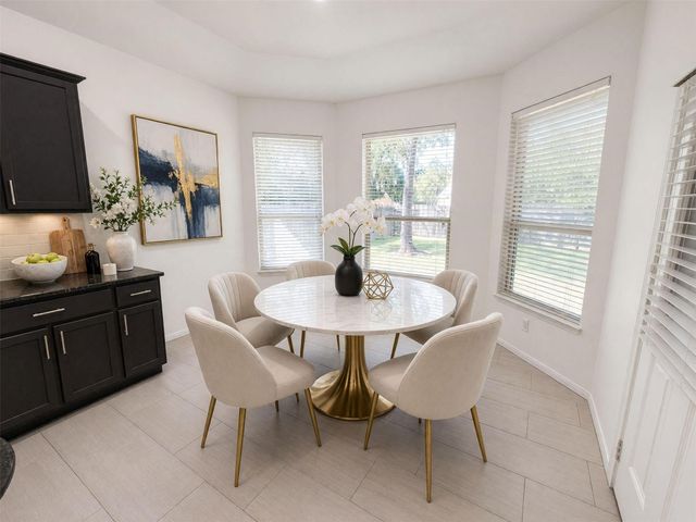129 Autumn Forest Lane, Conroe, TX 77384
