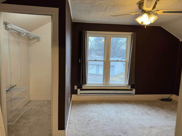 216 S Chapman Street, Chesaning, MI 48616