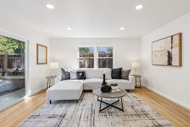 4185 Huckleberry DR, Concord, CA 94521