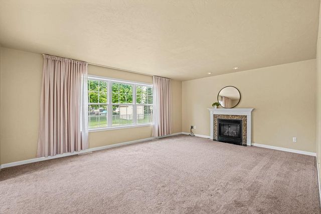 4111 N TRAILWAY LANE, Appleton, WI 54913