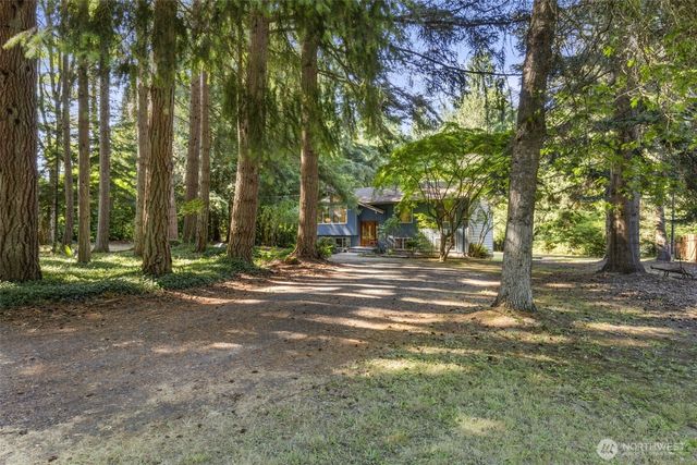 3840 NE Iverson Road, Poulsbo, WA 98370