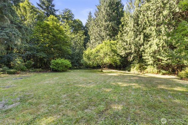 3840 NE Iverson Road, Poulsbo, WA 98370