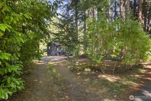 3840 NE Iverson Road, Poulsbo, WA 98370