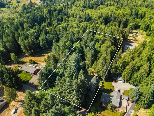 3840 NE Iverson Road, Poulsbo, WA 98370