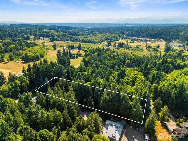 3840 NE Iverson Road, Poulsbo, WA 98370